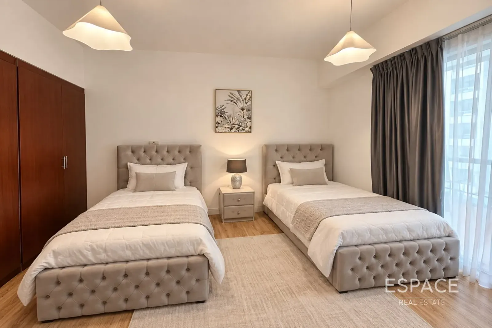 PropertiesGalleryCamera