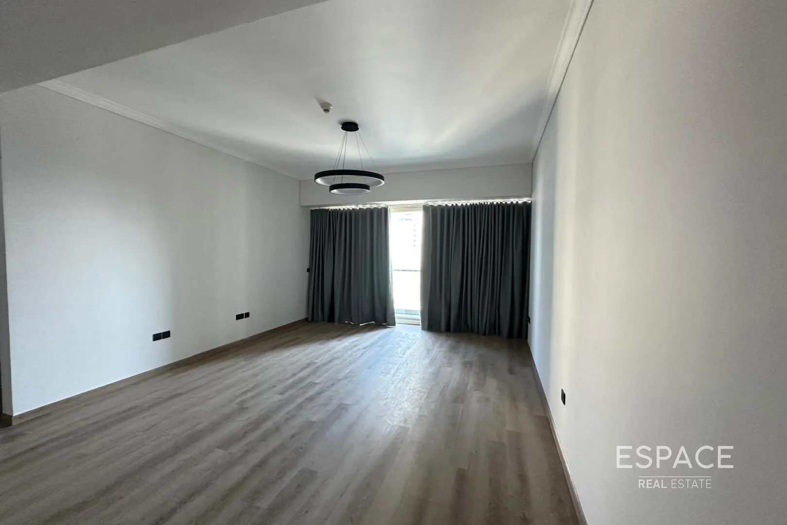 single static gallery