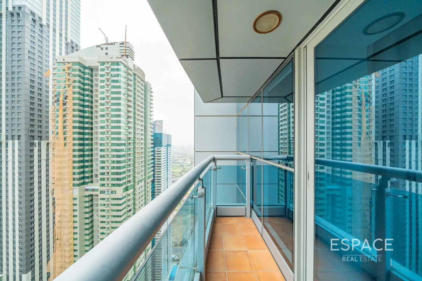 single static gallery