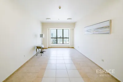 Elite Residence, Dubai Marina, Dubai - Espace