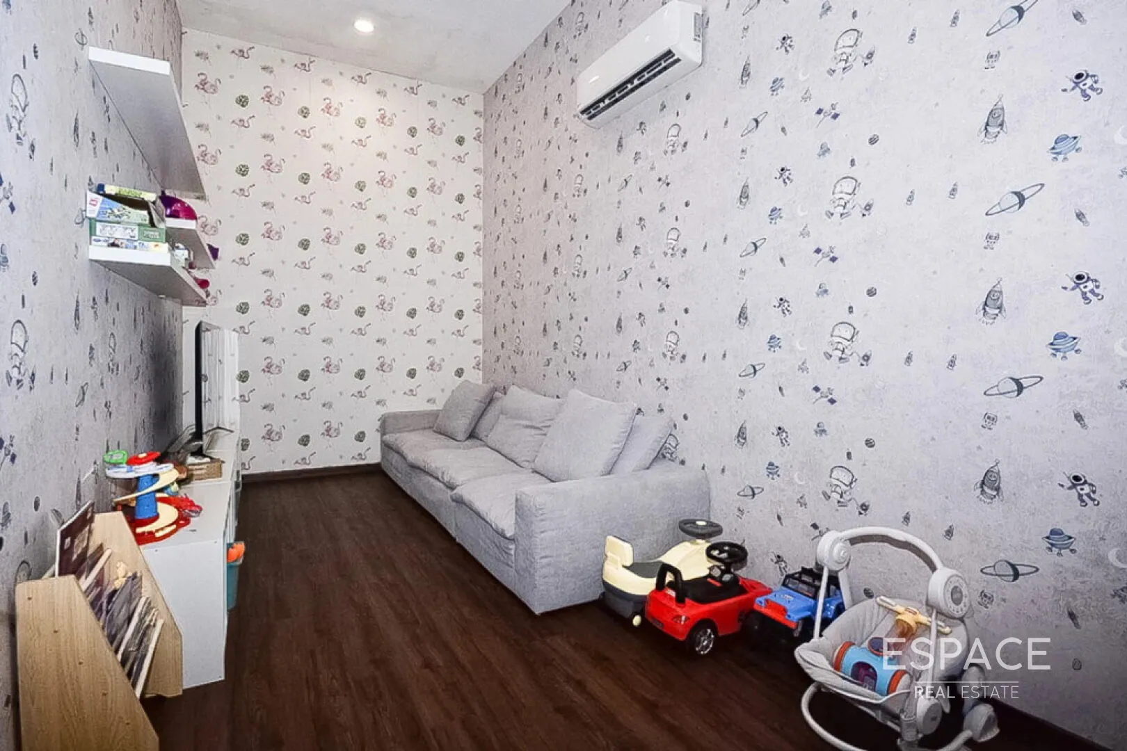 PropertiesGalleryCamera