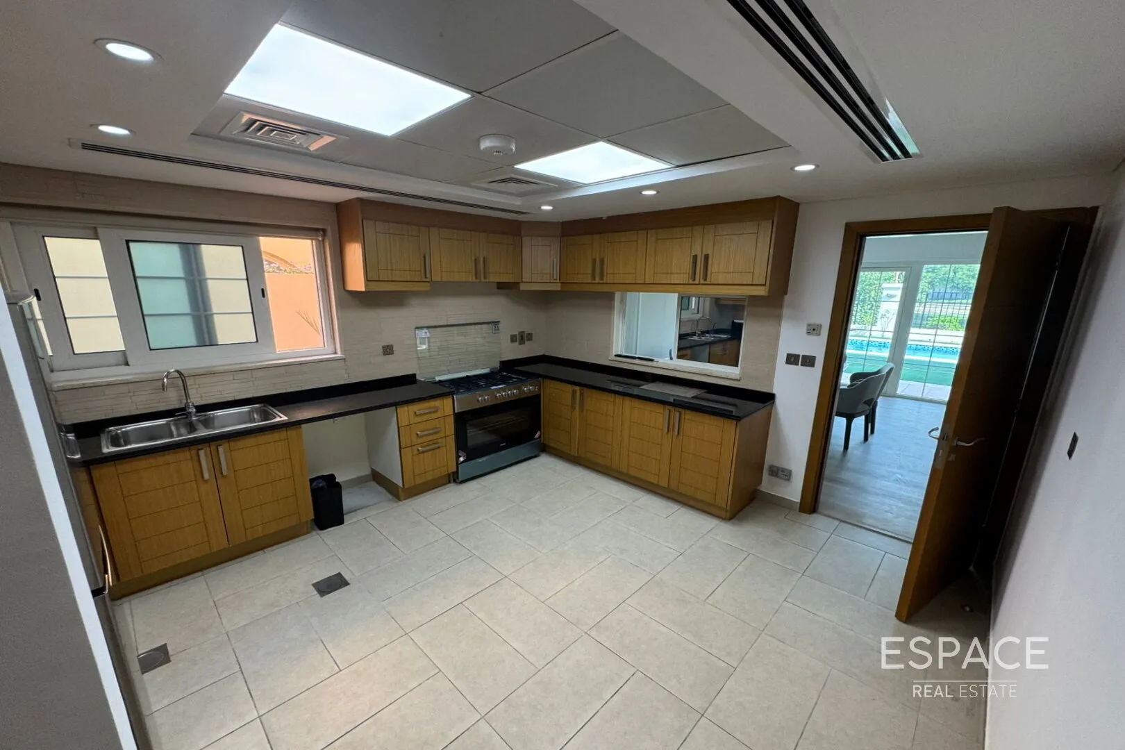 single static gallery