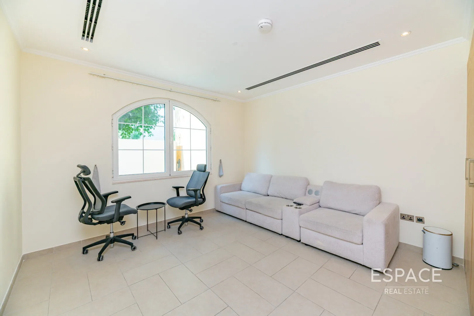 PropertiesGalleryCamera