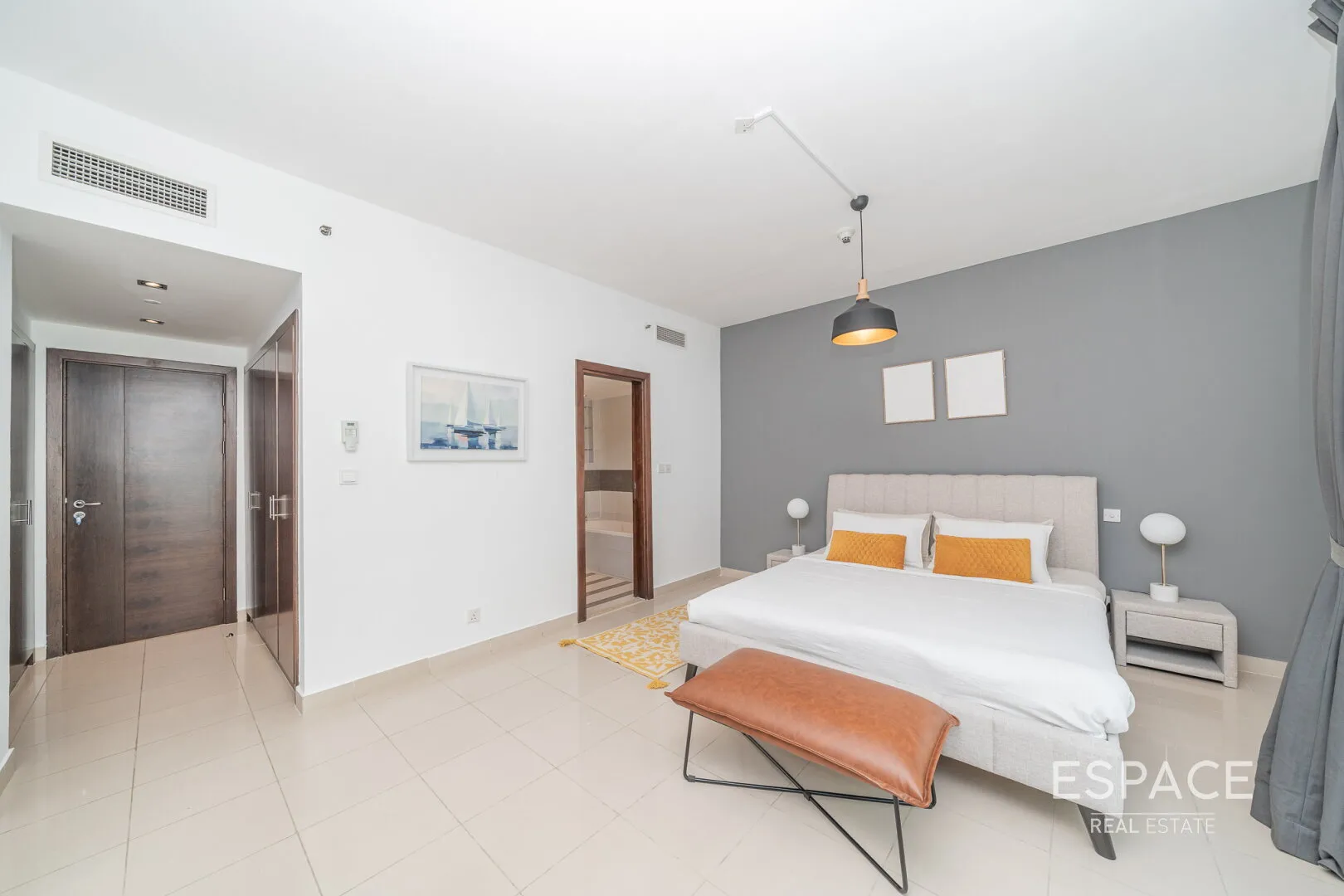 single static gallery