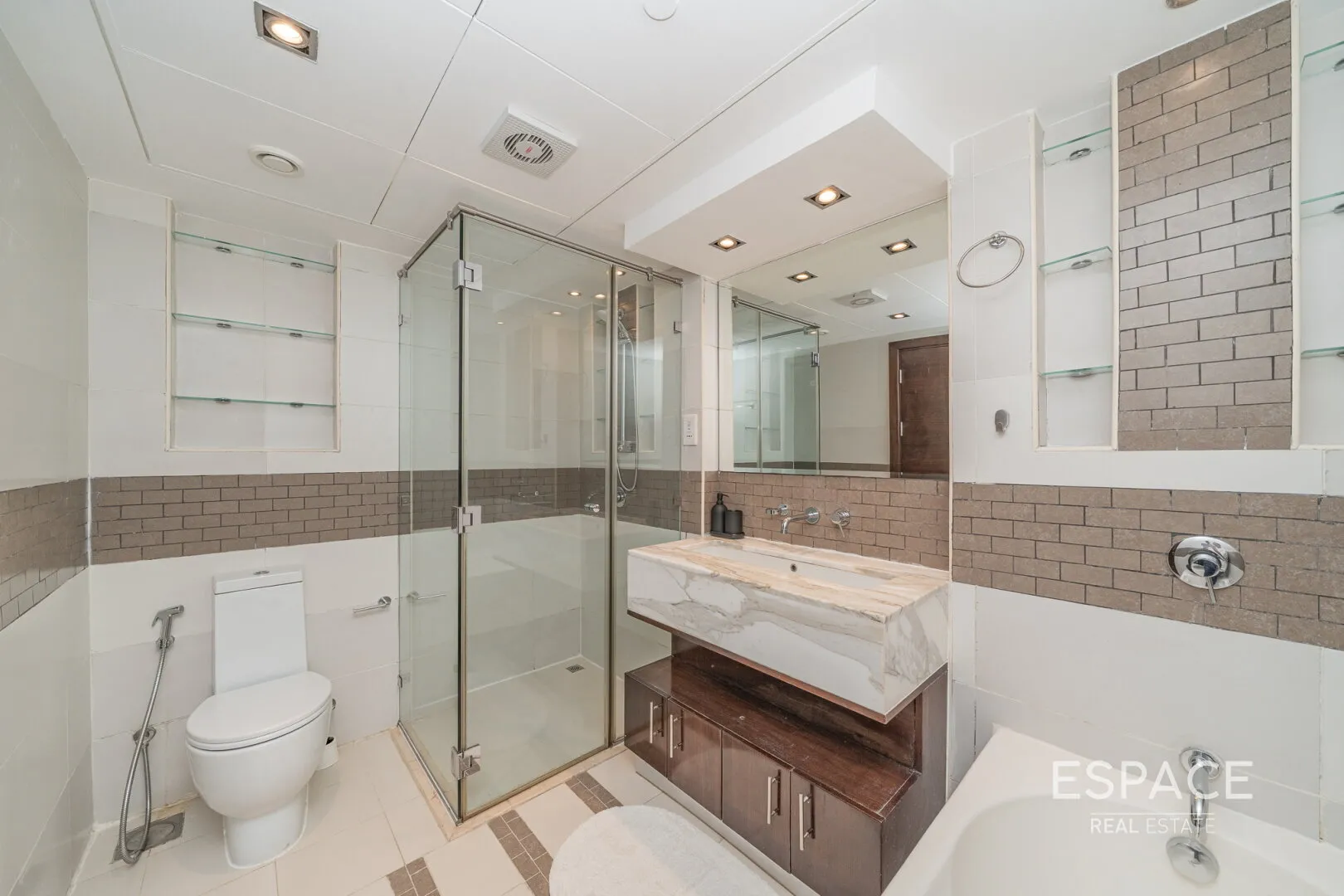 single static gallery