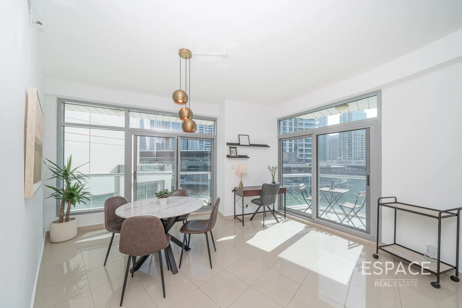 single static gallery