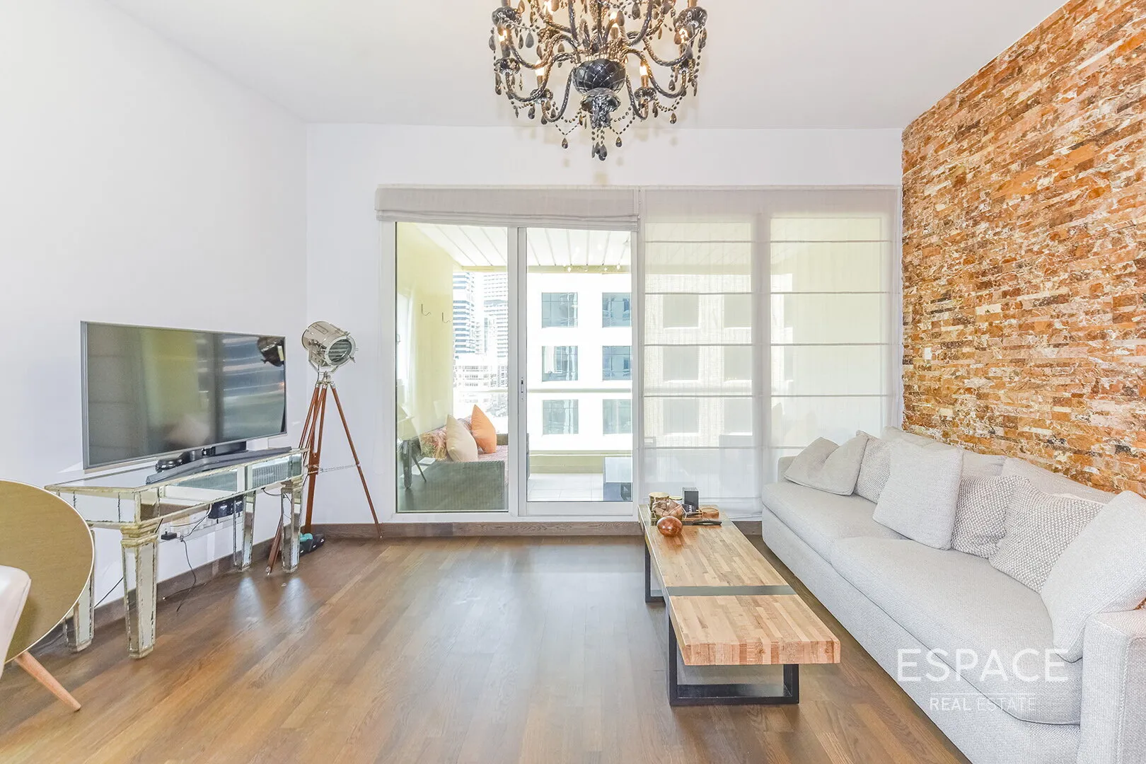 single static gallery