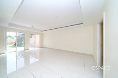 Springs 3, Springs, Dubai - Espace