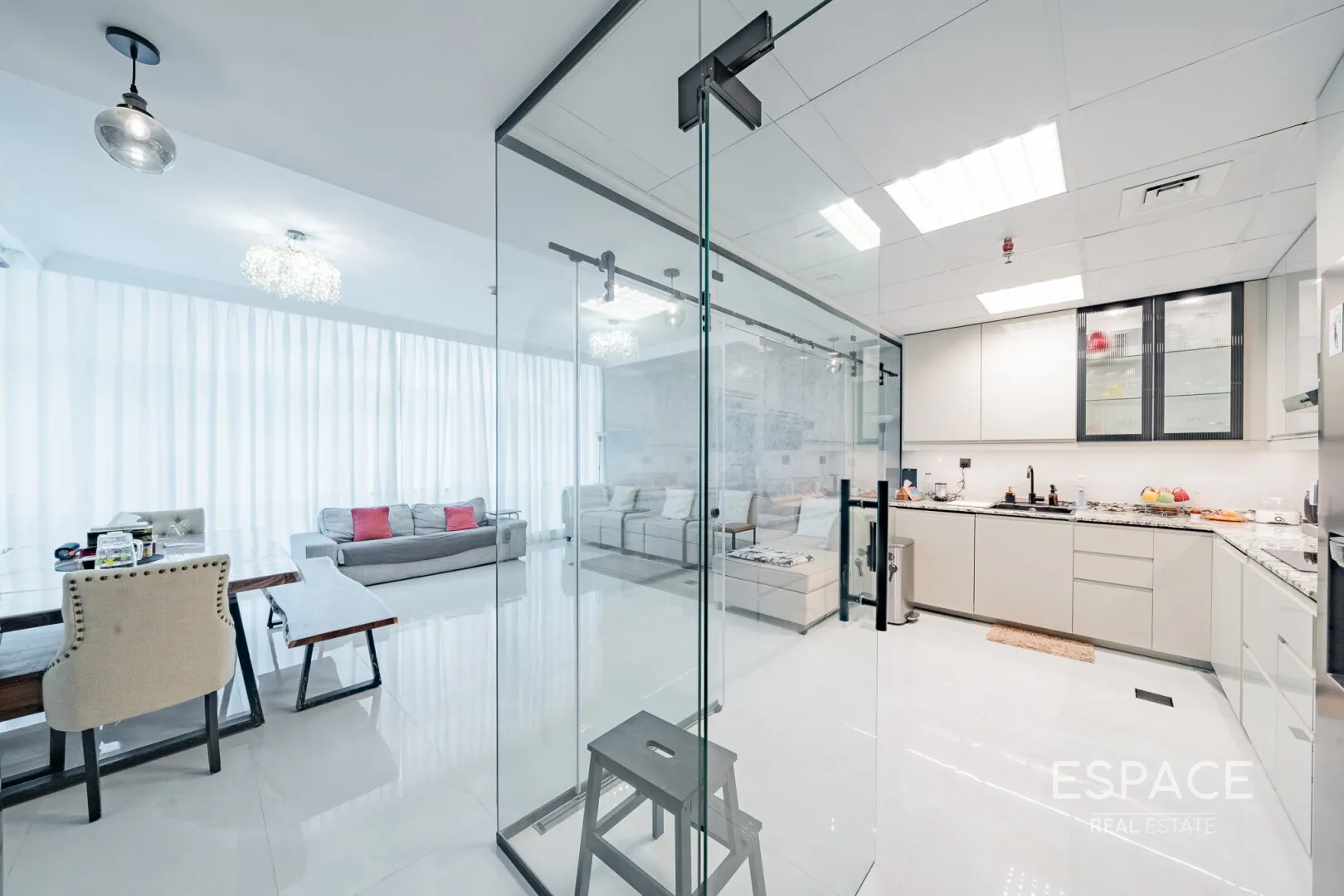PropertiesGalleryCamera