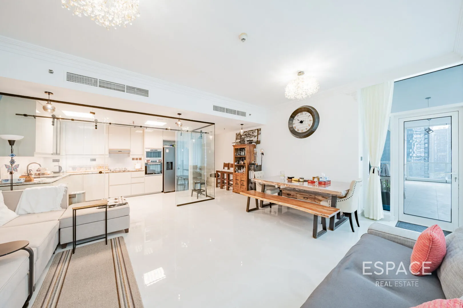 PropertiesGalleryCamera