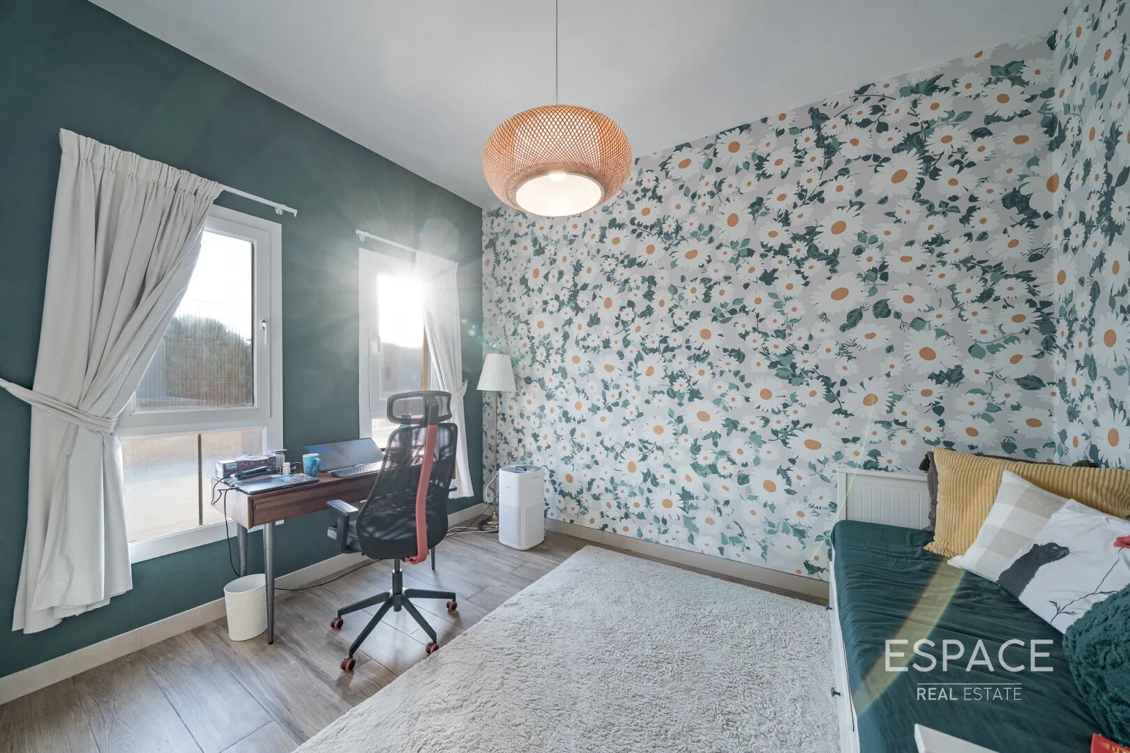 PropertiesGalleryCamera
