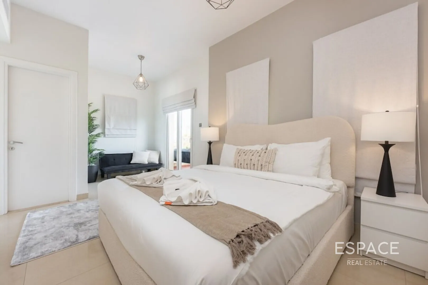 single static gallery