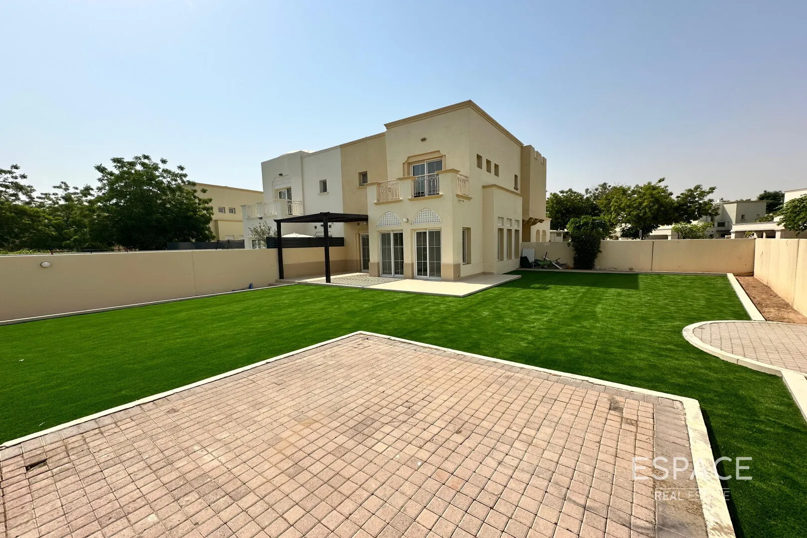 single static gallery