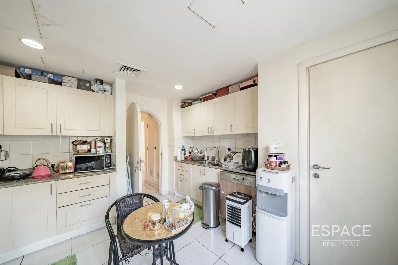 single static gallery