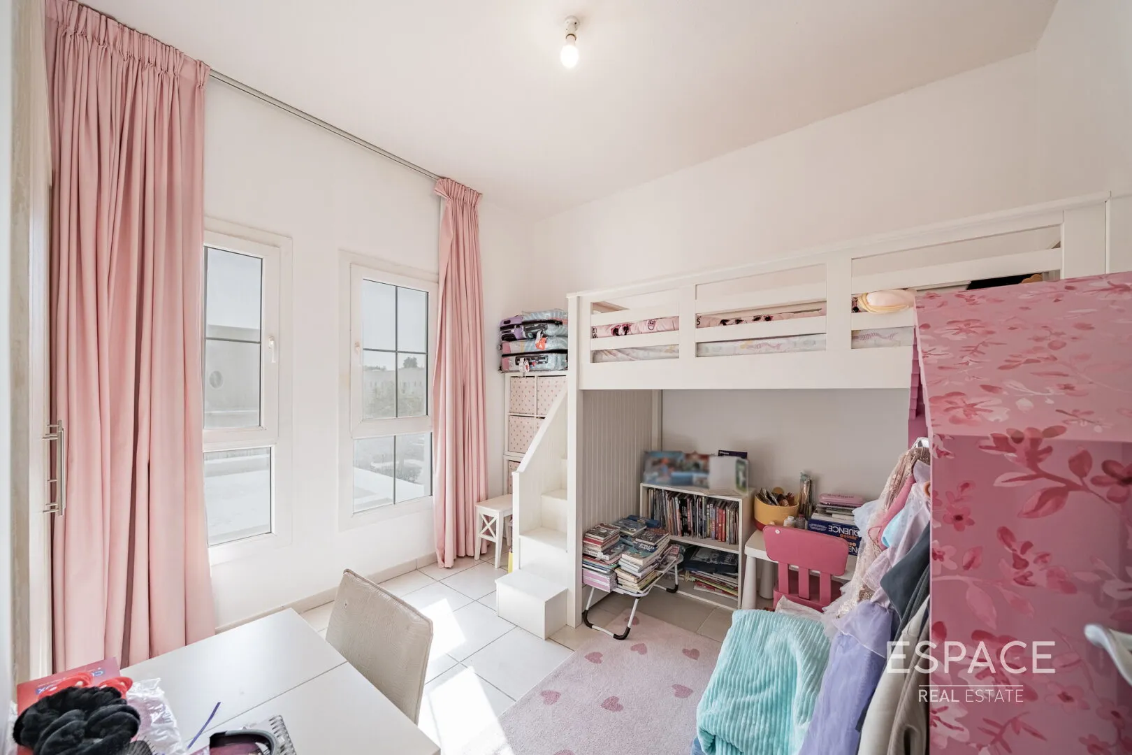 PropertiesGalleryCamera