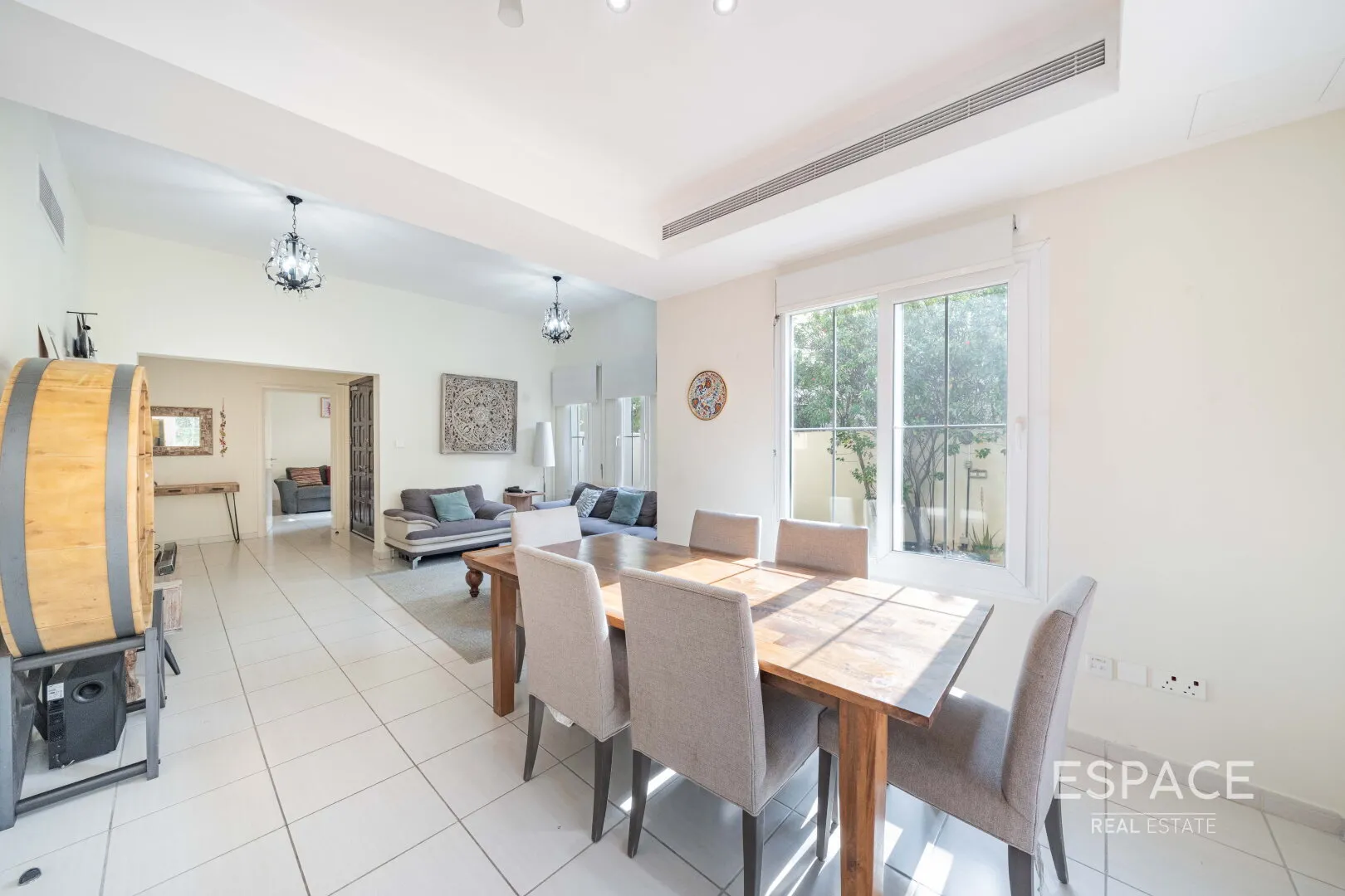 single static gallery