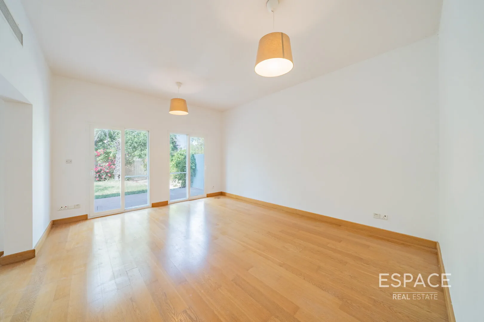 single static gallery