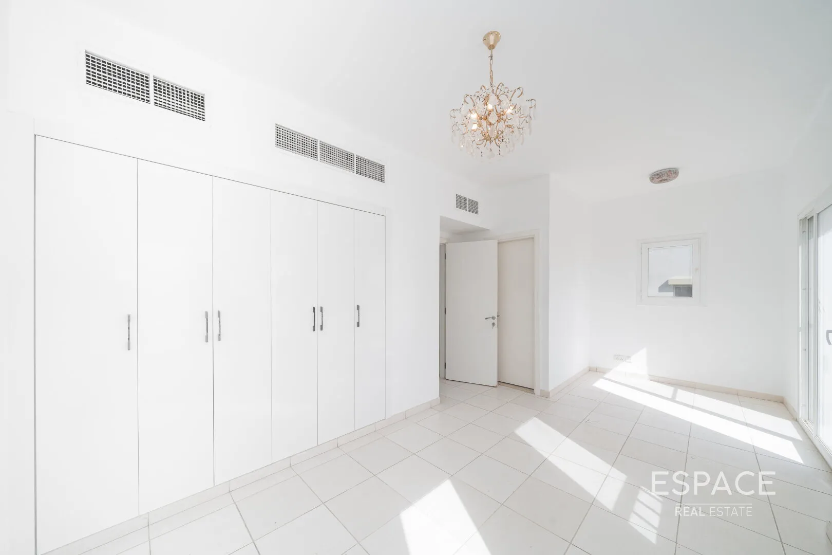 single static gallery