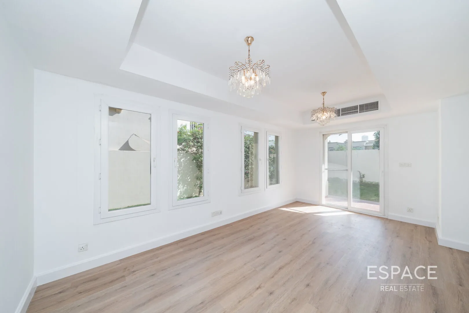 single static gallery