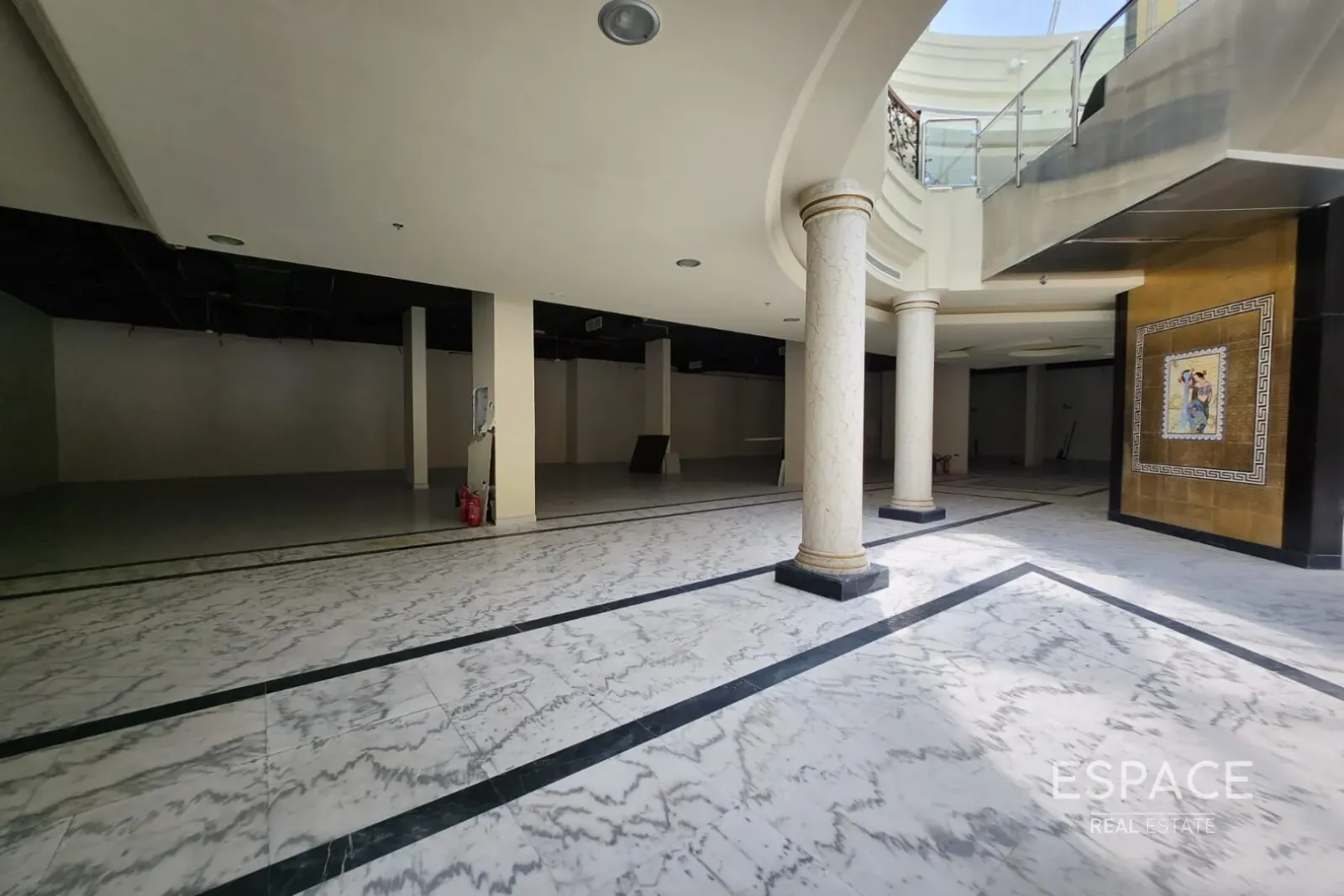 PropertiesGalleryCamera