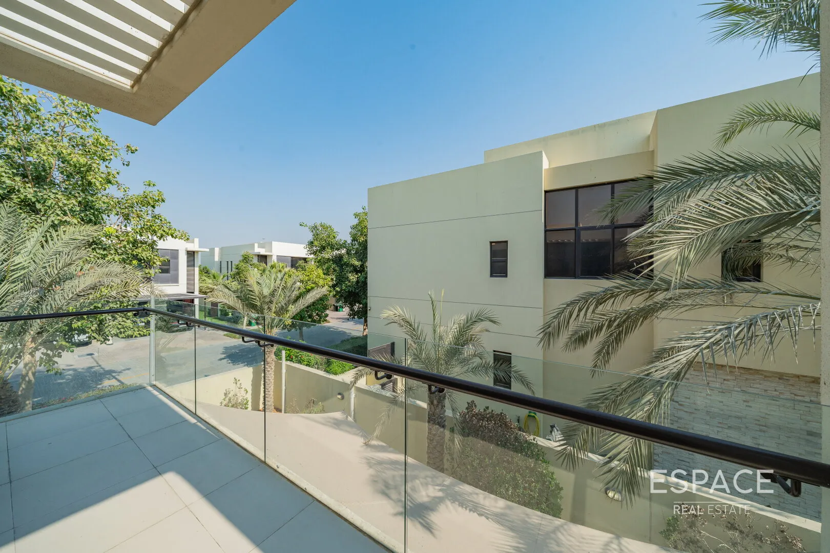 single static gallery