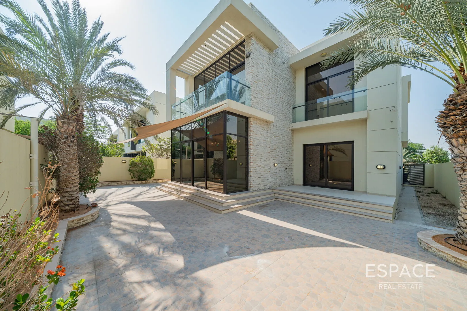 single static gallery