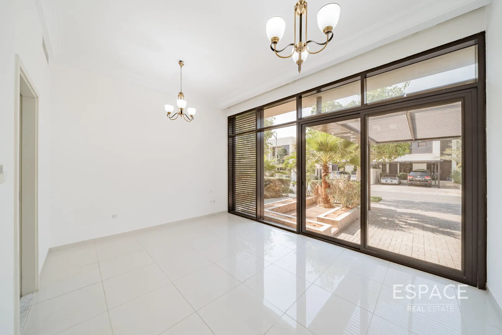 single static gallery