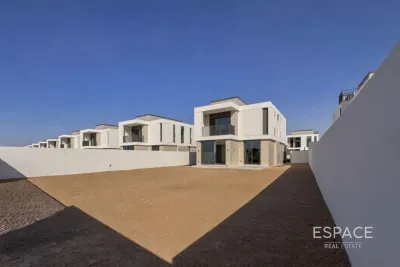 Fairway Villas 2, EMAAR South, Dubai - Espace