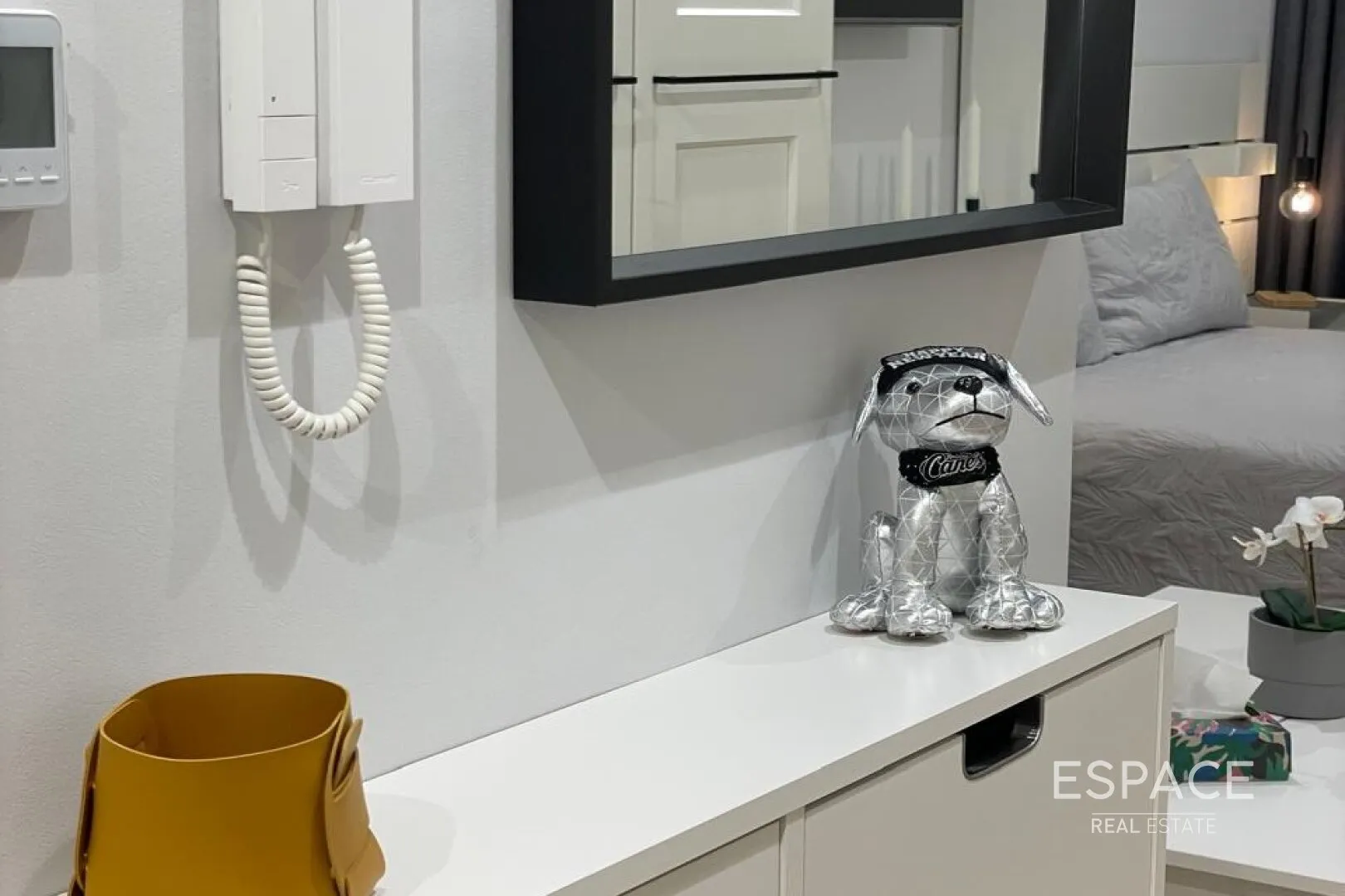 PropertiesGalleryCamera