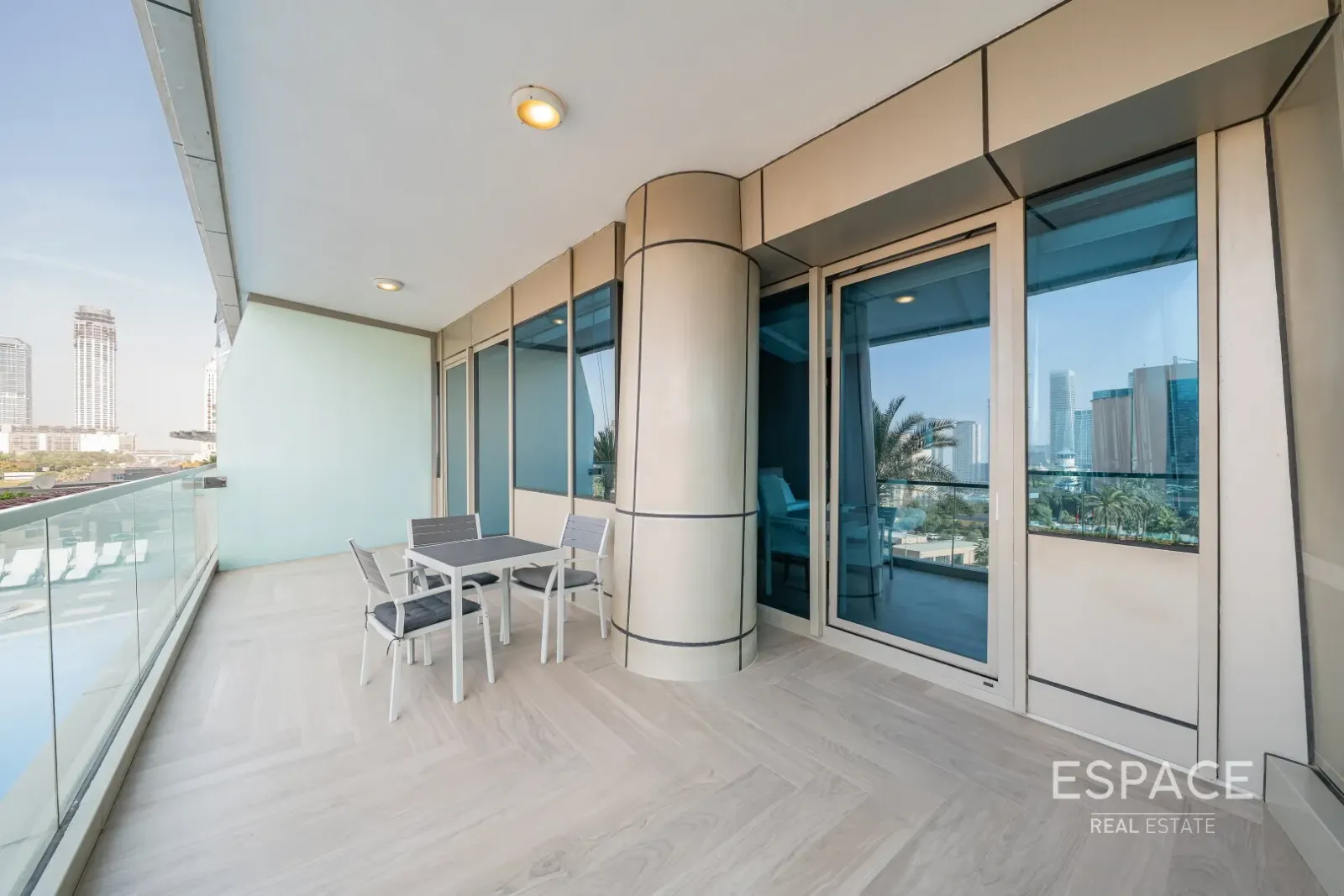 PropertiesGalleryCamera