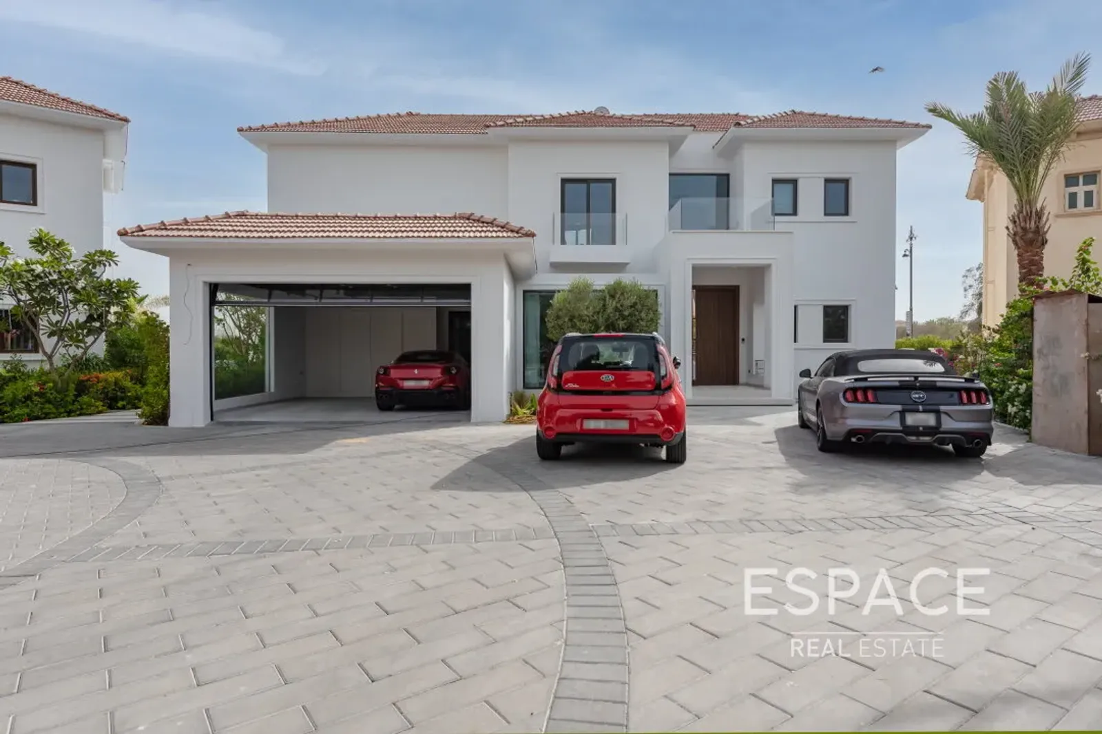 PropertiesGalleryCamera