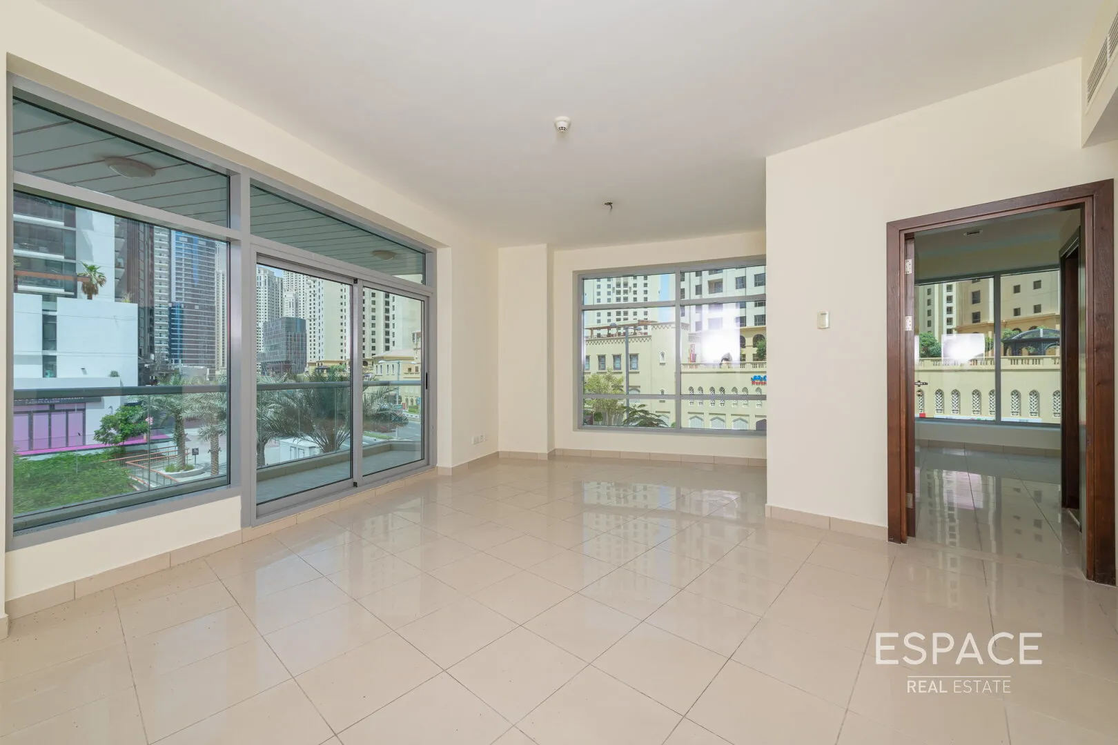 single static gallery