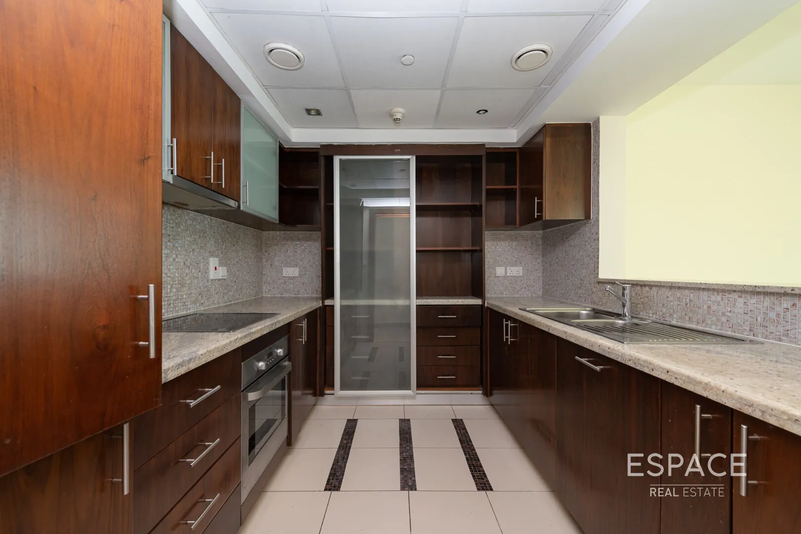 single static gallery