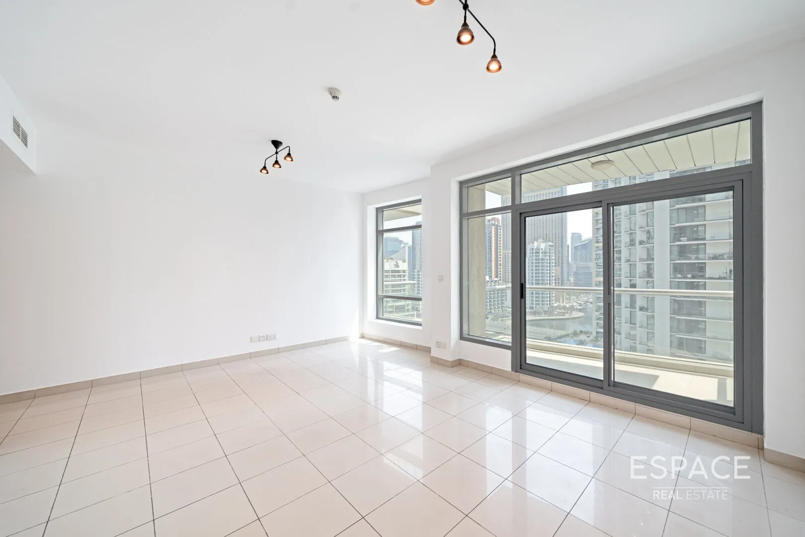 single static gallery