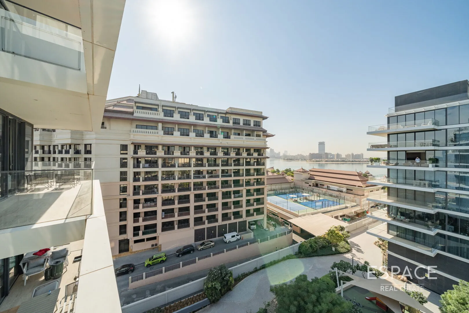 PropertiesGalleryCamera