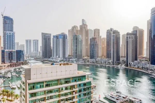 Al Majara 1, Dubai Marina, Dubai - Espace