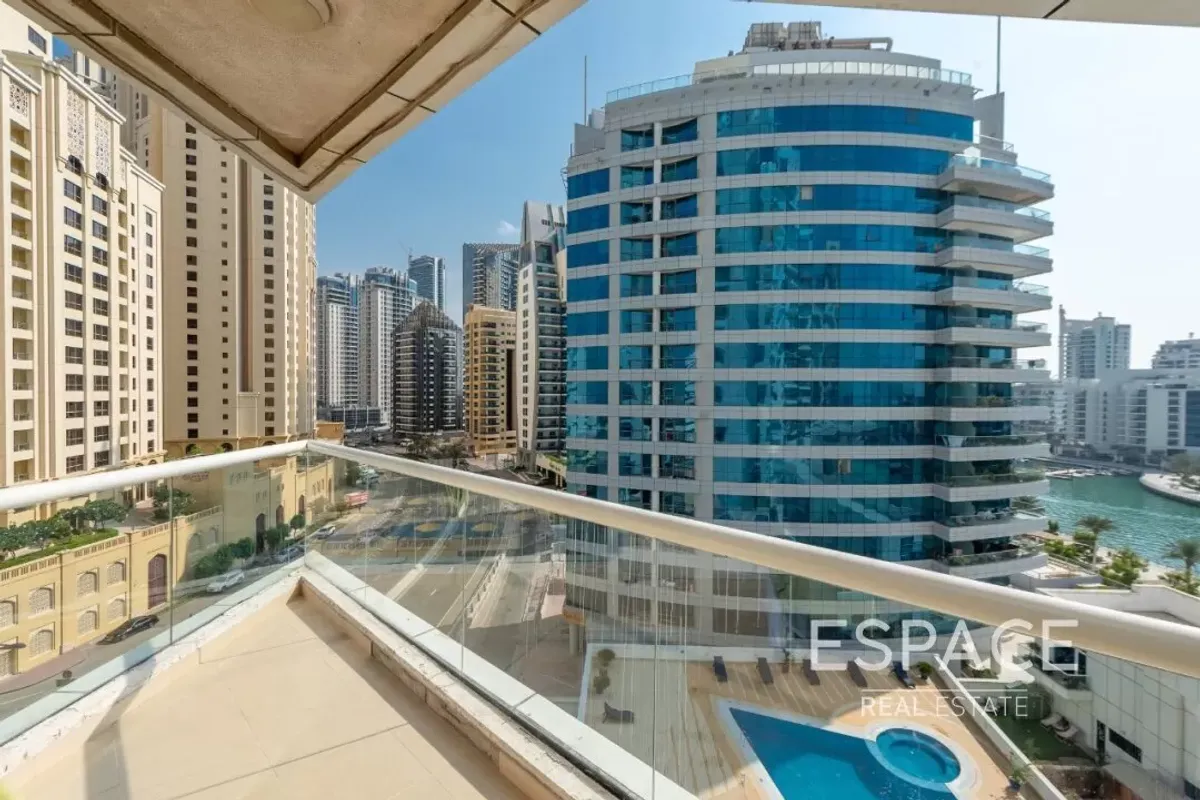 single static gallery