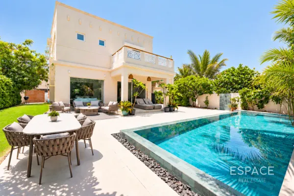 Maeen 5, Lakes, Dubai - Espace