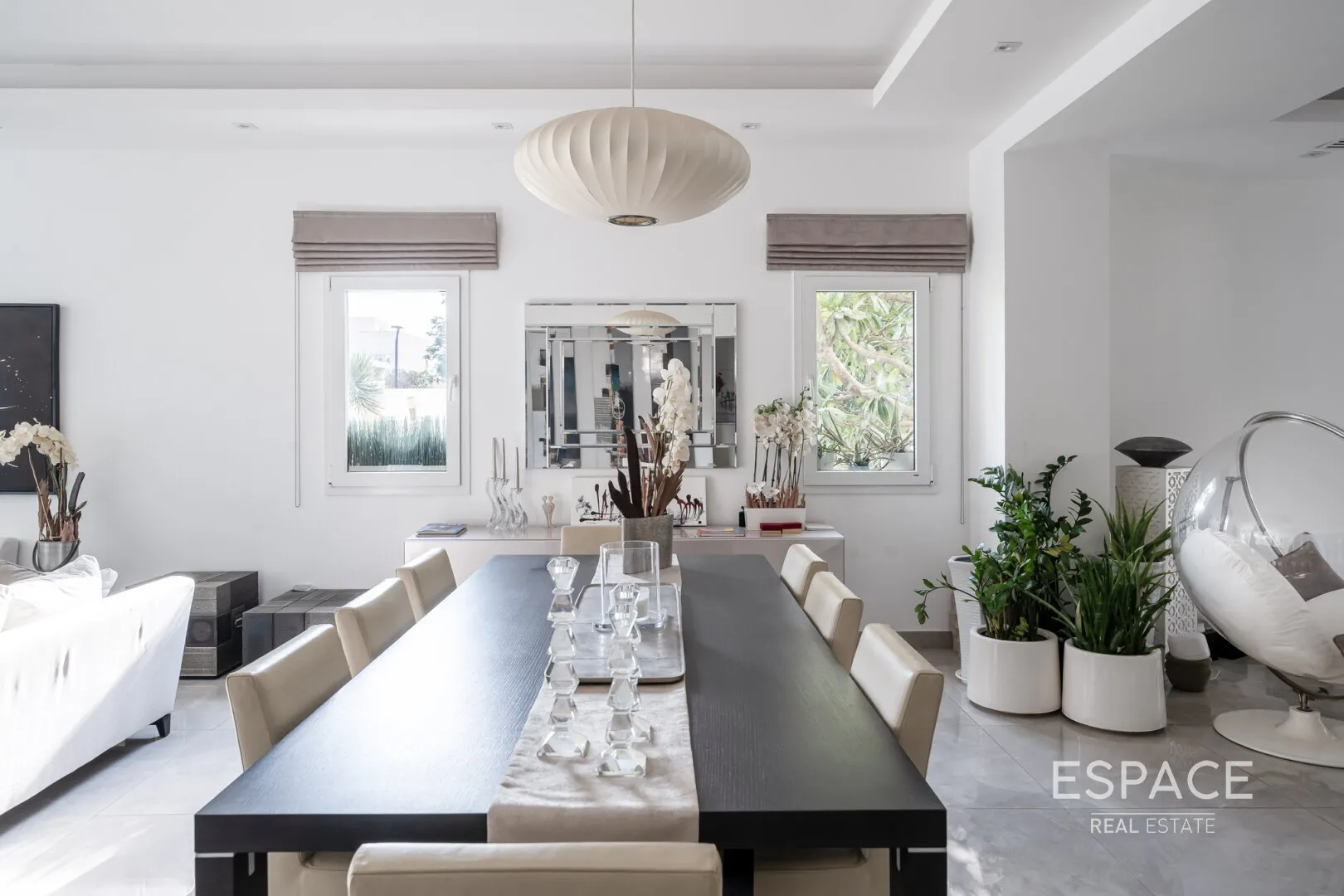 single static gallery