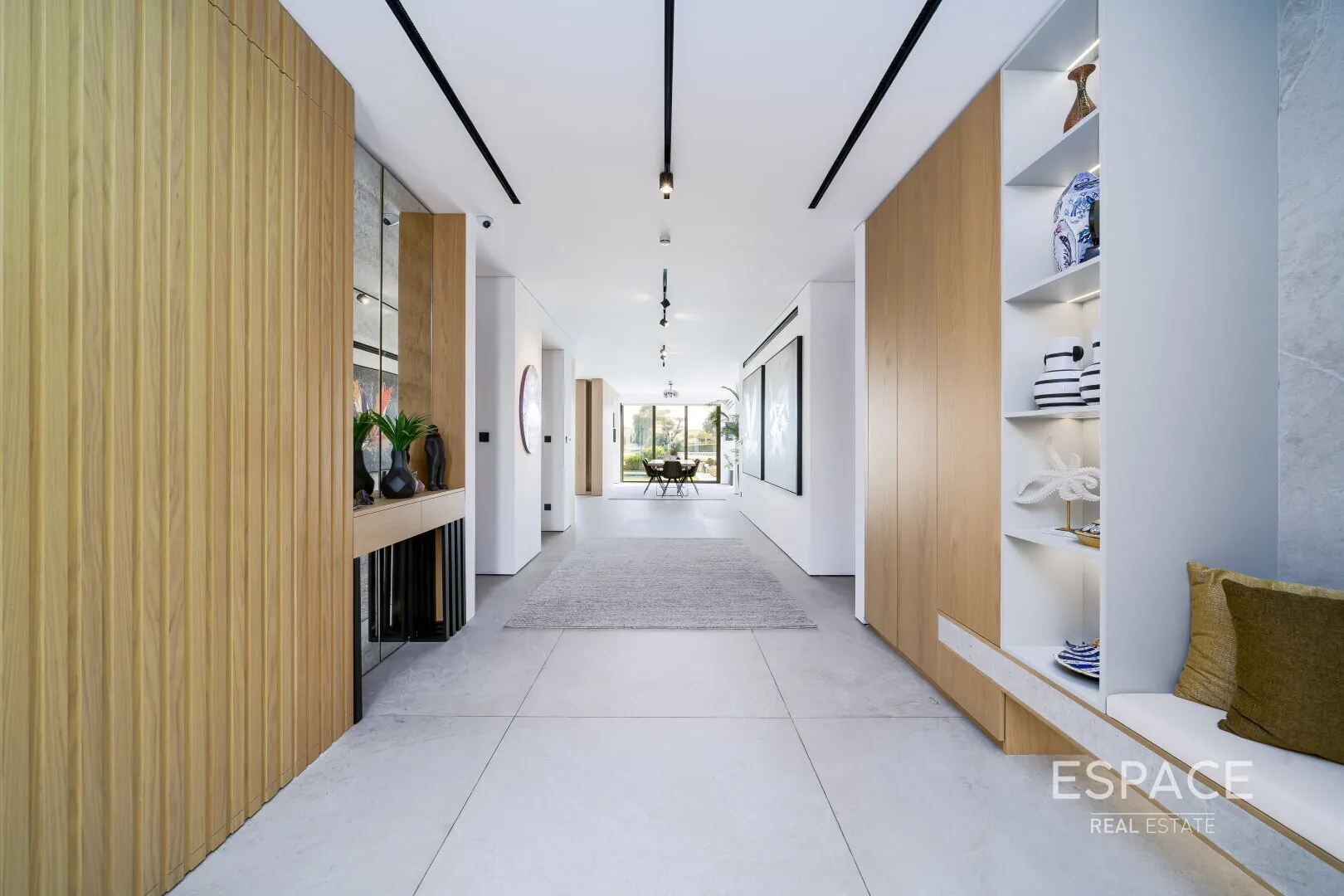 single static gallery