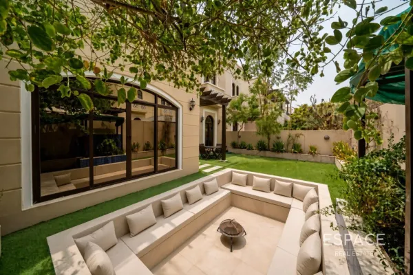 Al Naseem, Mudon, Dubai - Espace