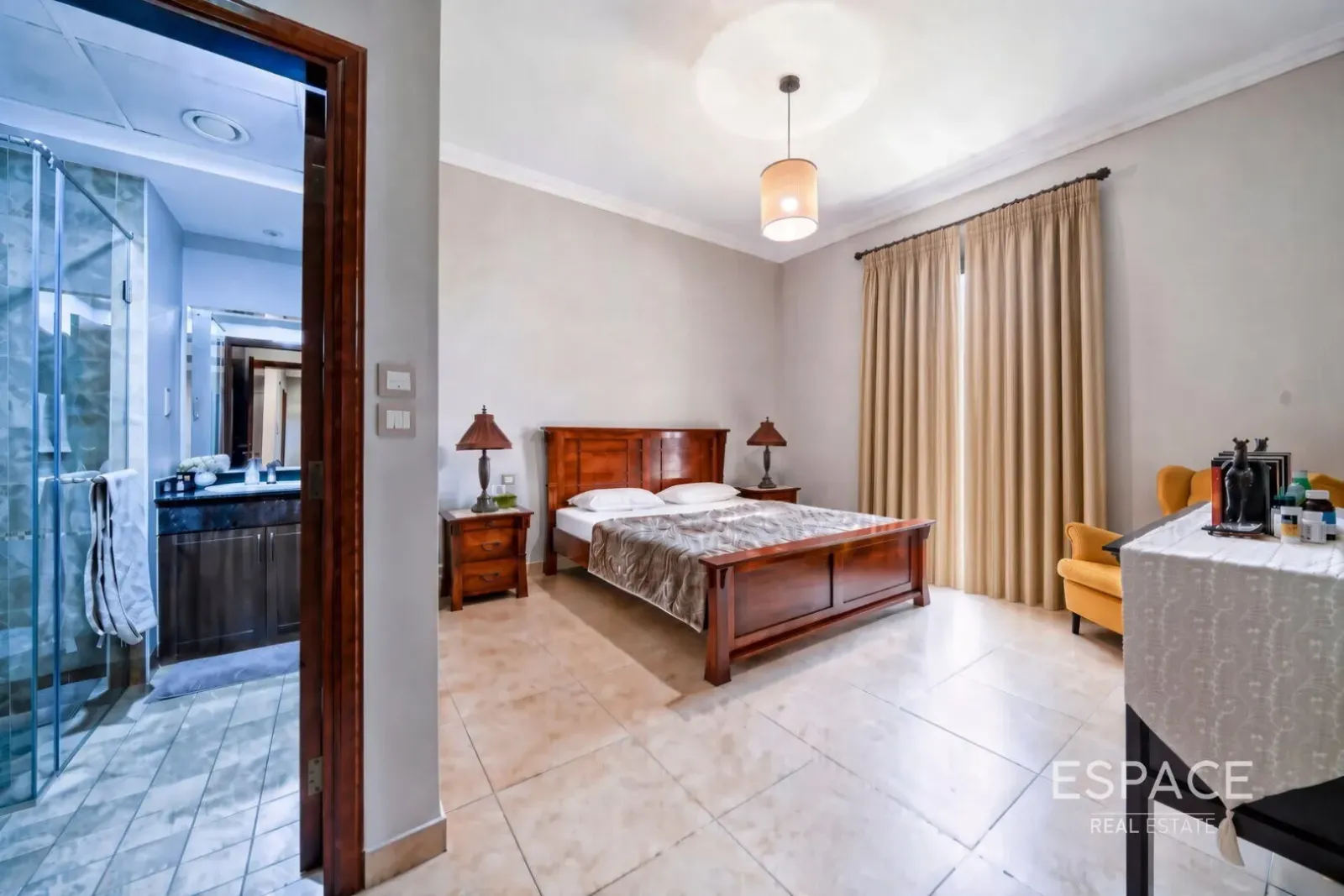 PropertiesGalleryCamera