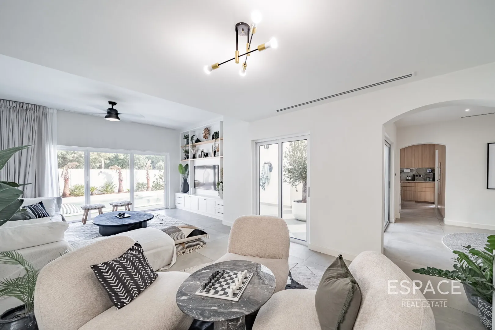 single static gallery