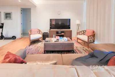 Bluewaters Residences 5, Bluewaters Island, Dubai - Espace