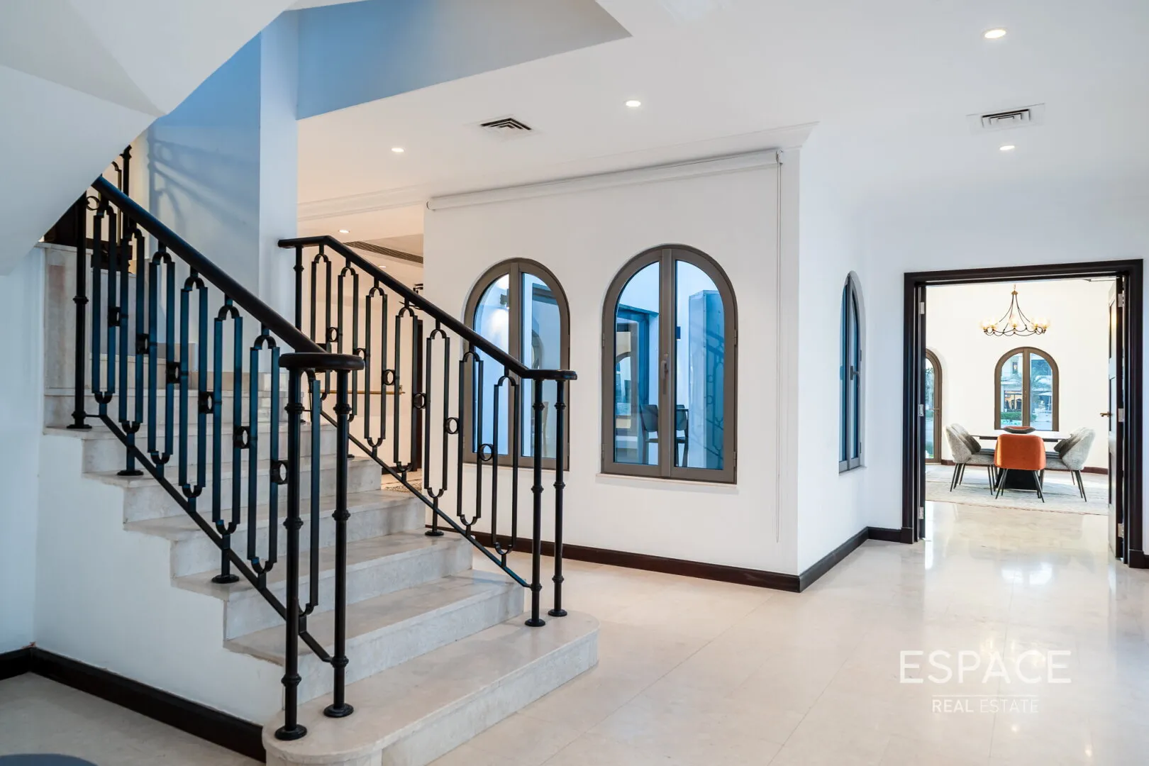 single static gallery