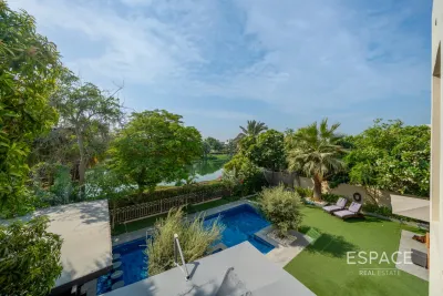 Meadows 8, Meadows, Dubai - Espace