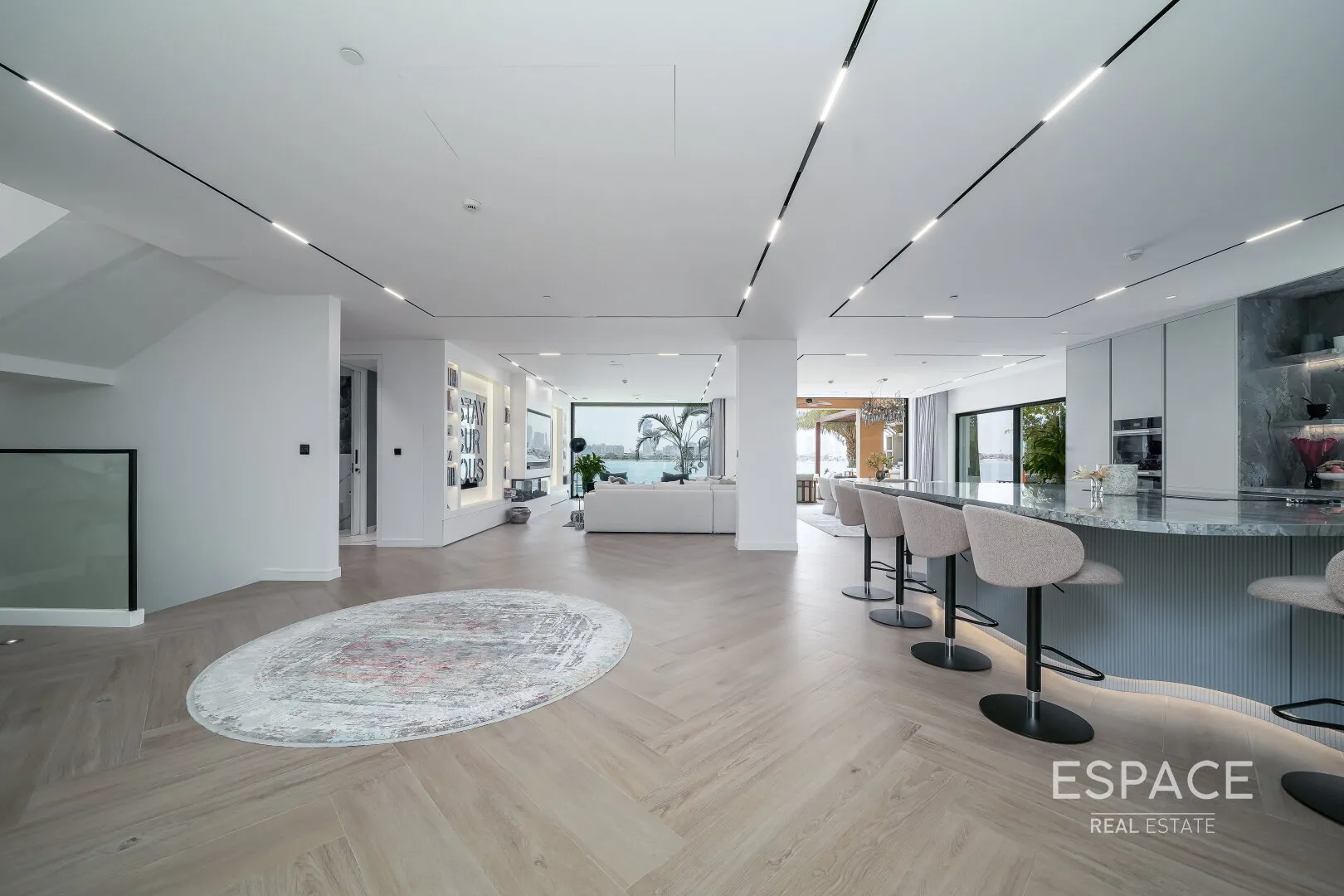 single static gallery