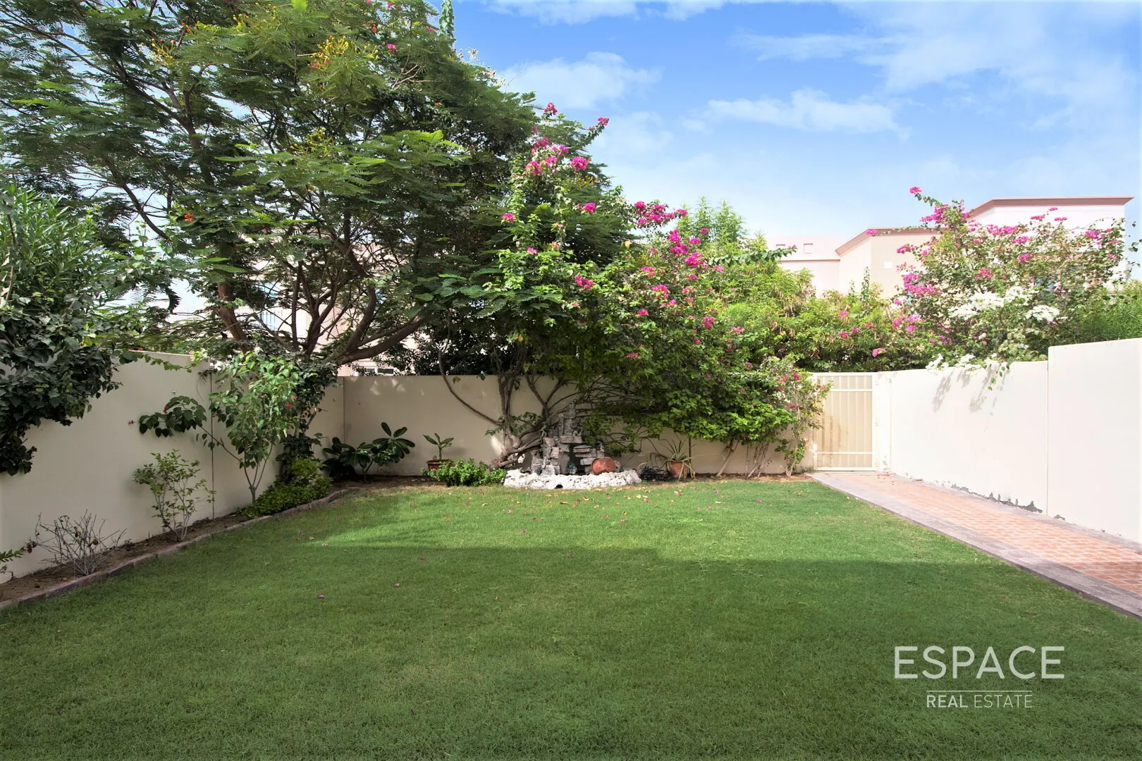 single static gallery