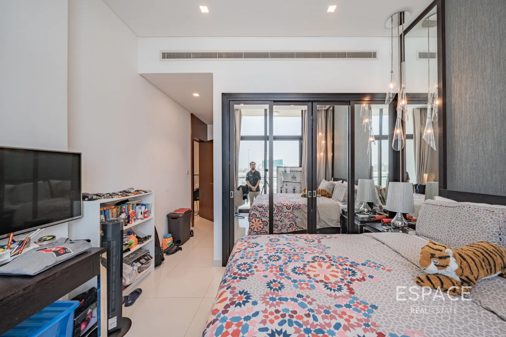 PropertiesGalleryCamera