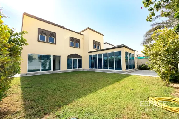 Regional, Jumeirah Park, Dubai - Espace